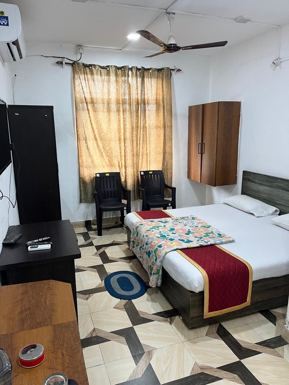 double bed ac